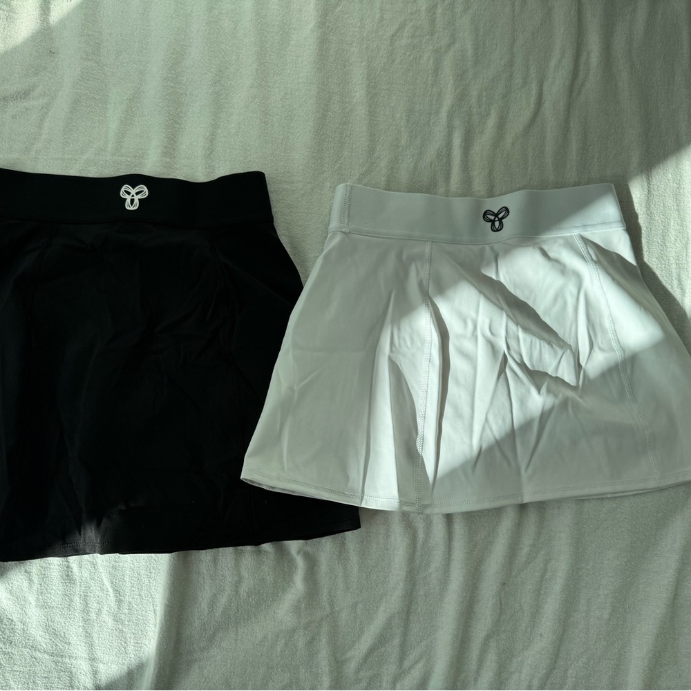 TNA court micro white skirt